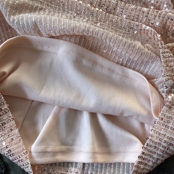 Mock Neck Ruched BodyCon Sequin Dress - Picture 5 of 9